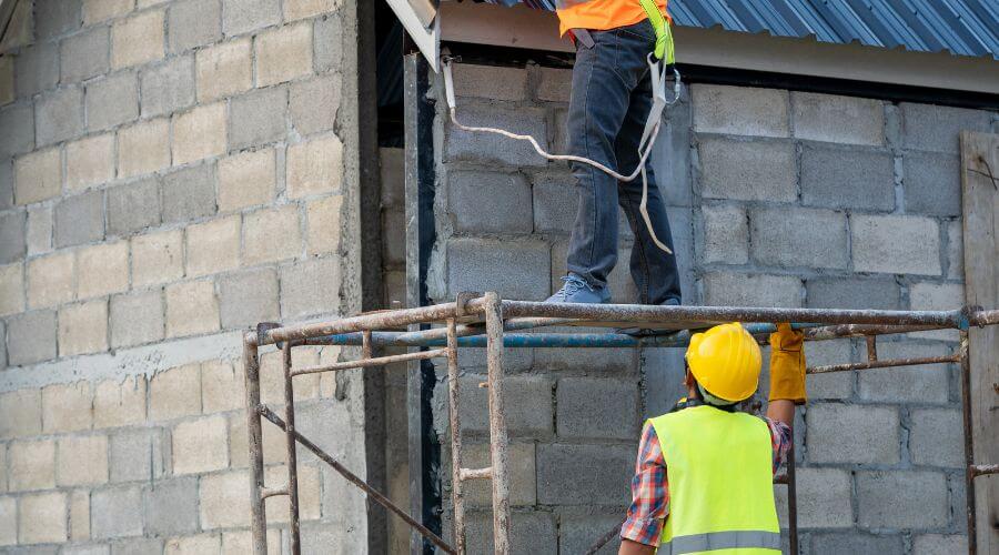 Expert Emergency Roof Repairs services in Peru, ME